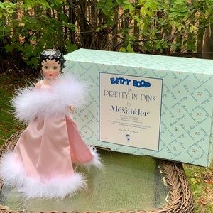 Madame Alexander “Pretty in Pink” Betty Boop figurine New in Box